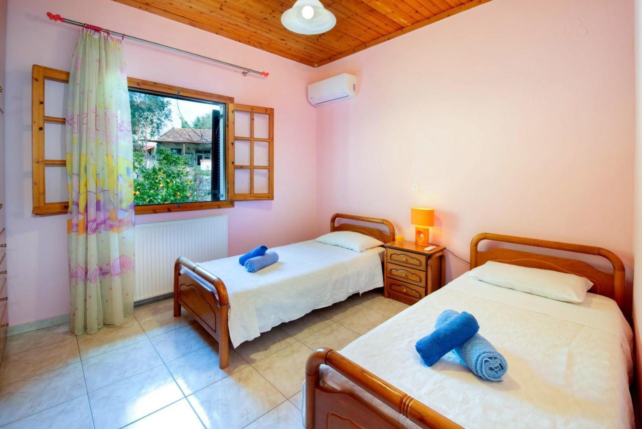 Evelina House Apartment Fountana